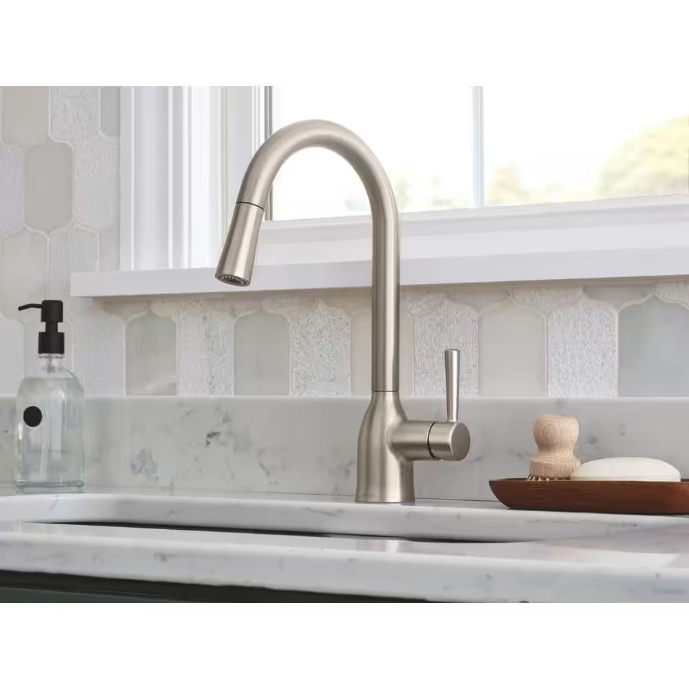 MOEN Adler Single-Handle Pull-Down Sprayer Kitchen Faucet with Power Clean and Reflex in Spot Resist Stainless