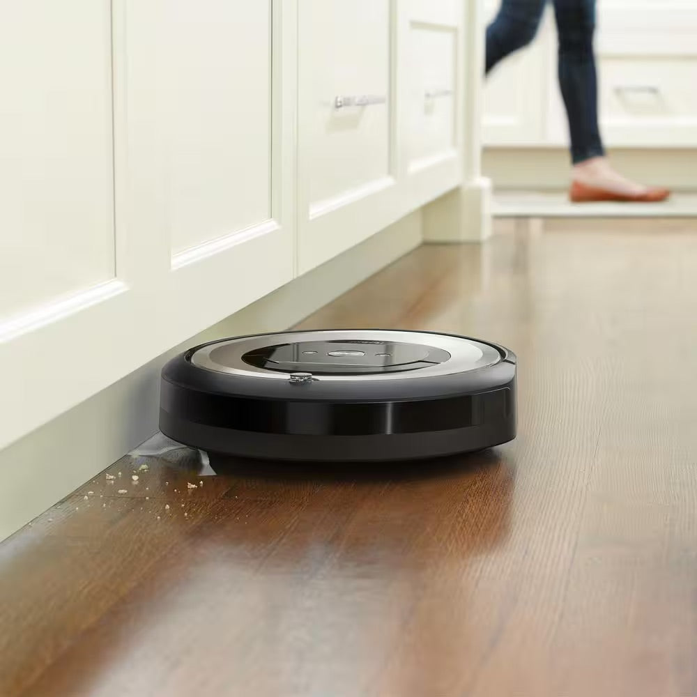 iRobot Roomba e6 (6198) Wi-Fi Connected Robot Vacuum Cleaner, Ideal for Pet Hair, Carpets, Self-Charging in Sand Dust