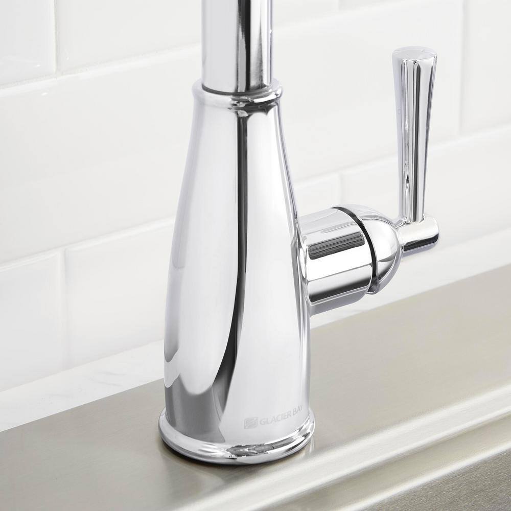 Glacier Bay Fairhurst Single Handle Pull-Down Sprayer Kitchen Faucet in Polished Chrome