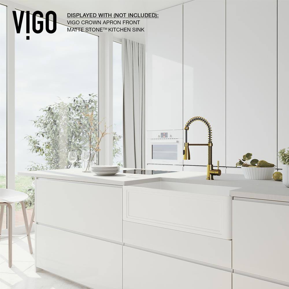 VIGO Brant Single Handle Pull-Down Sprayer Kitchen Faucet in Matte Brushed Gold