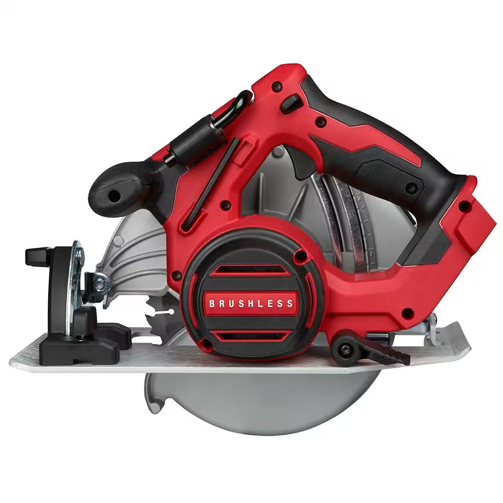 Milwaukee M18 18V Lithium-Ion Brushless Cordless 7-1/4 in. Circular Saw (Tool-Only)