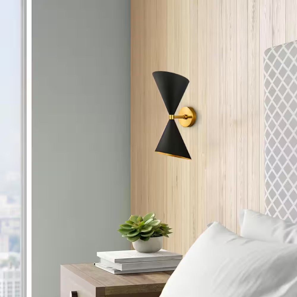 RRTYO 2-Light Black Wall Sconce with Light Direction of Up and Down