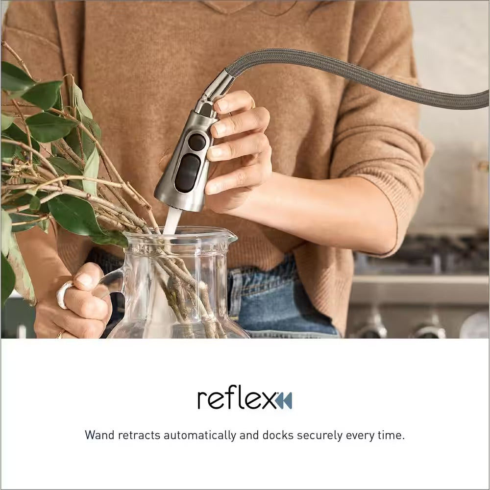 MOEN Noell 1-Handle Pull-Down Sprayer Kitchen Faucet with Reflex, Soap Dispenser and Power Clean in Spot Resist Stainless