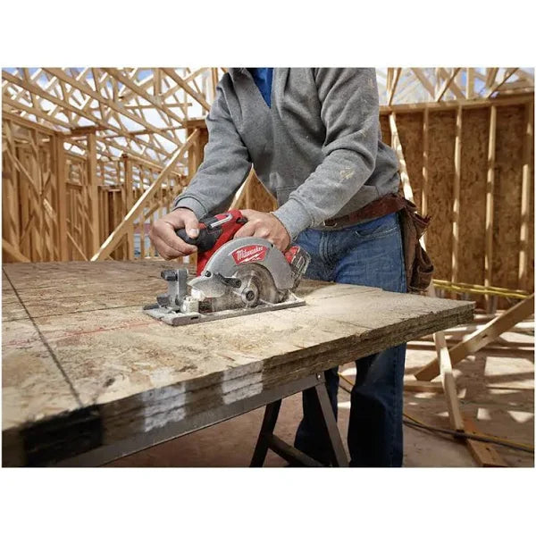 Milwaukee M18 FUEL 18-Volt Lithium-Ion Brushless Cordless 6-1/2 in. Circular Saw w/5.0Ah Battery Starter Kit